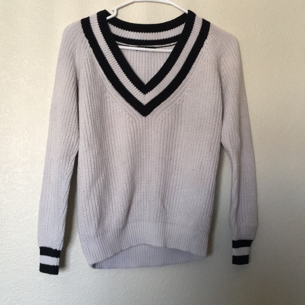 Love Culture V-neck Knitted Sweater